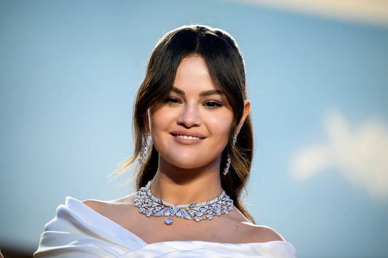 Selena Gomez's Beauty Brand Skyrockets Her to Billionaire Status