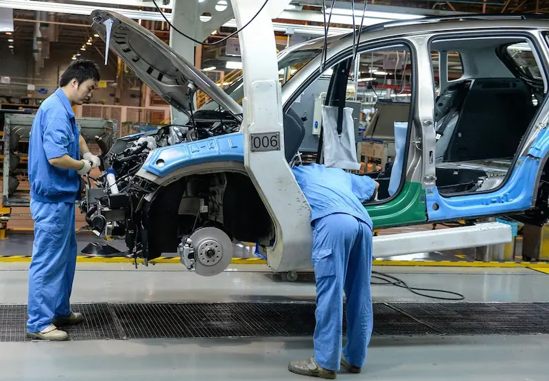 Volkswagen and SAIC in Talks to Shut Down Car Factory Amid Decline in Sales in China