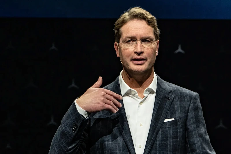 Mercedes CEO Explores Innovation Partnerships in China Amid Sales Decline