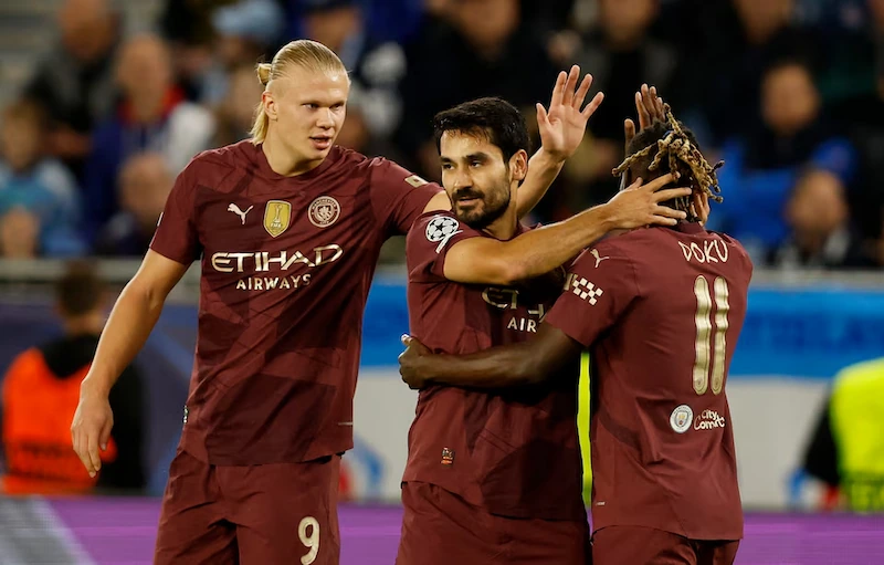 Manchester City Cruise to 4-0 Victory Over Slovan Bratislava in Champions League