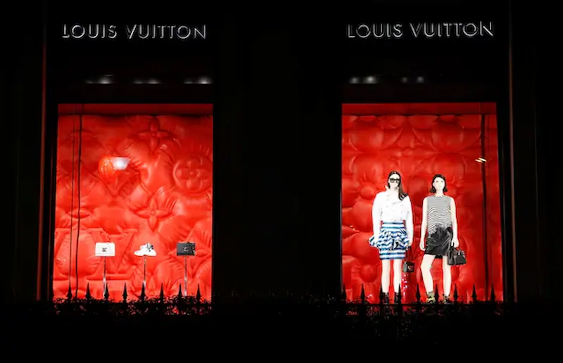 LVMH registra un leggero calo dei ricavi poiché i beni di lusso devono far fronte a una domanda ridotta in Cina