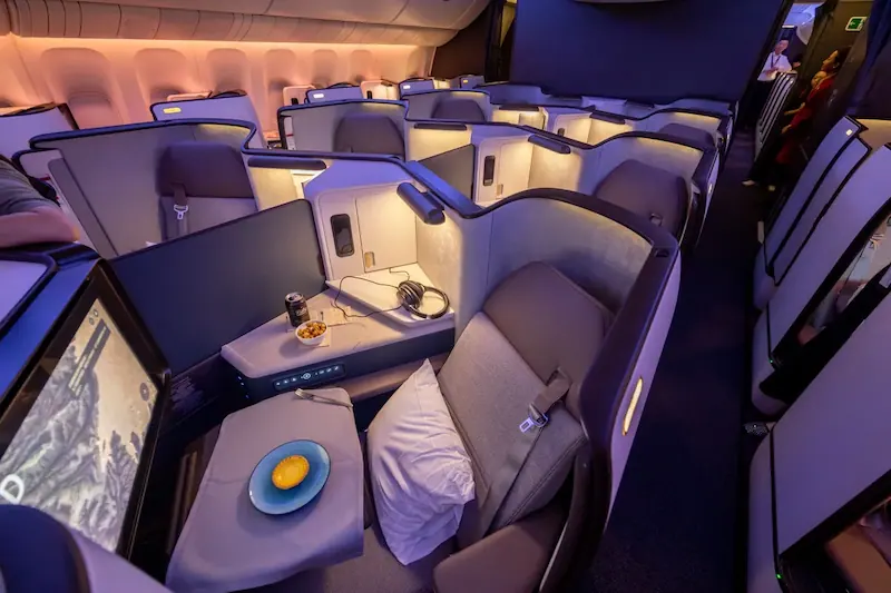 Cathay Pacific Elevates Luxury with Airborne Art Gallery and Aria Suites in Business Class Revamp