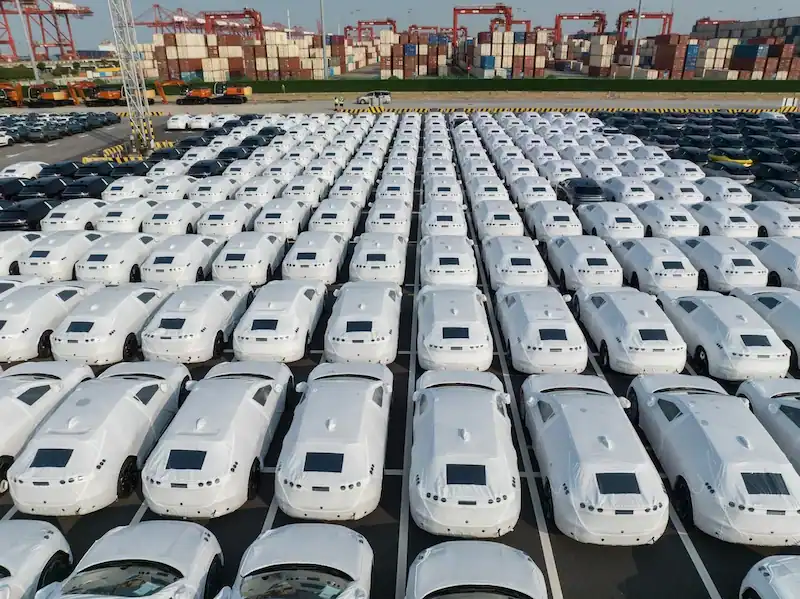 การส่งออก EV ของจีนพุ่งสูงขึ้นไปยังสหภาพยุโรปท่ามกลางภาษีศุลกากรที่เพิ่มขึ้