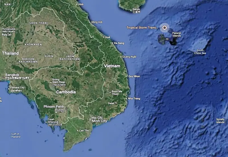 Vietnam Prepares for Tropical Storm Trami, Suspends Operations at Central Airports