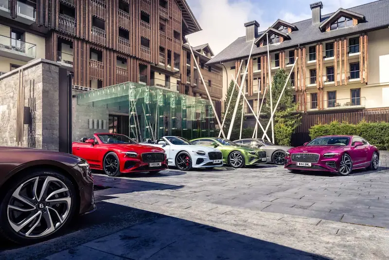 Bentley Motors opóźnia przejście na pojazdy elektryczne ze względu na realia rynkowe