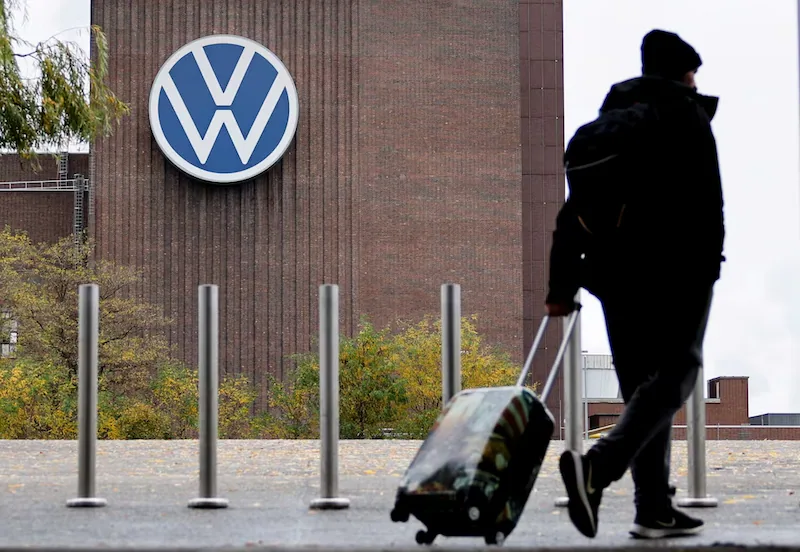 Pracownicy Volkswagena proponują plan oszczędnościowy w obliczu groźby zamknięcia fabryk