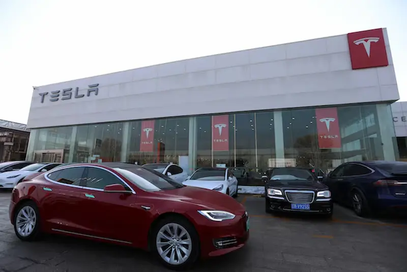 Tesla Introduces "Actually Smart Summon" Feature in China