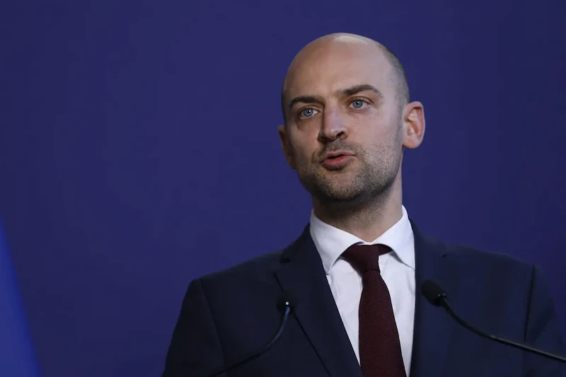 Francia niega las acusaciones de intromisión en Argelia y aumentan las tensiones diplomáticas