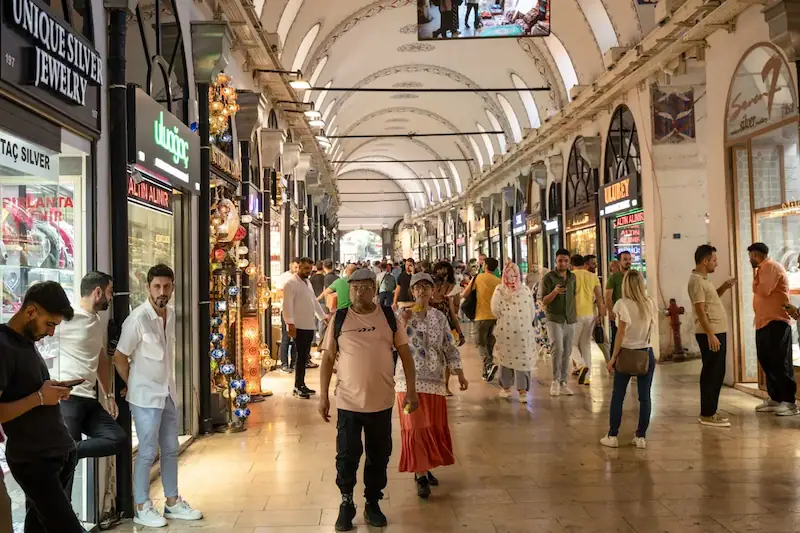 Turkey Cautiously Lowers Interest Rates for First Time in Nearly Two Years Amid High Inflation