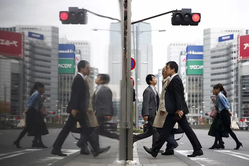 El Banco de Japón impulsa la expansión del crecimiento salarial y sugiere un posible aumento de las tasas de interés