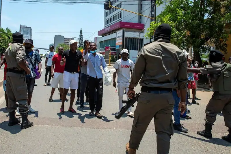Mozambik rozważa restrukturyzację zadłużenia po wielomilionowych stratach w wyniku niepokojów powyborczych