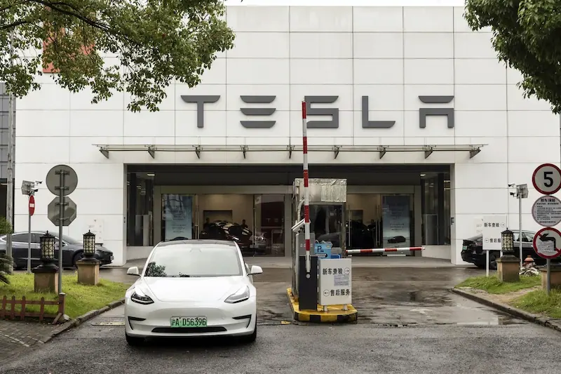 Tesla per aggiornare 1. 2 milioni di auto in Cina per problemi di sicurezza