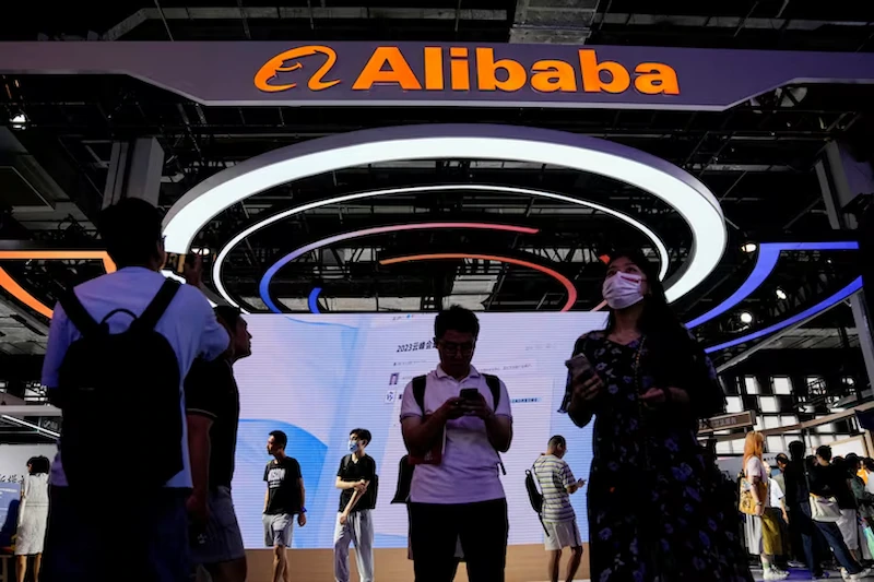 Alibaba Unveils Groundbreaking AI Model that Outperforms DeepSeek