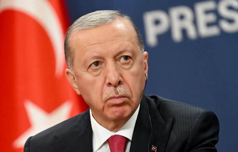 Il parlamento turco concede al presidente Erdogan, ha aumentato i poteri di rimuovere i funzionari