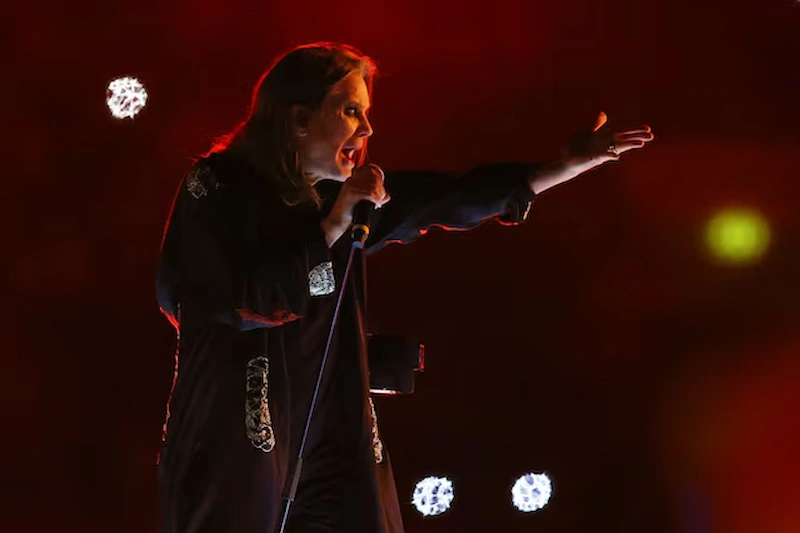 Ozzy Osbourne ponownie łączy się z Black Sabbath, aby powrócić do epickiego powrotu po 20-letniej przerwie