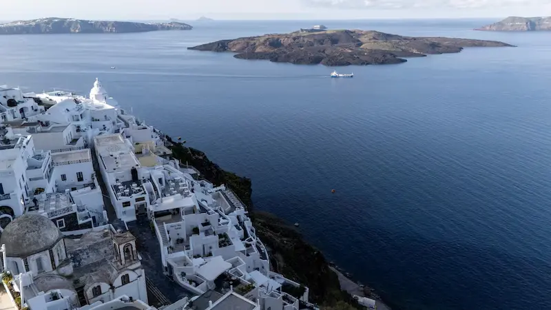 Stato di emergenza dichiarato a Santorini dopo una serie di terremoti