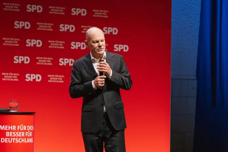 Scholz's Economic Legacy Casts Long Shadow Over Germany's Future