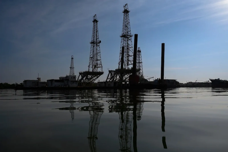 Trump uchyla licencję na ropę Chevron w Wenezueli, wpływając na ożywienie gospodarcze