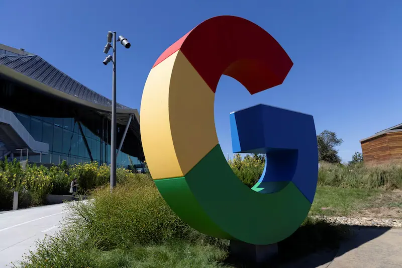EU Charges Google and Apple for Breaching Antitrust Rules, Orders Compliance with Digital Markets Act