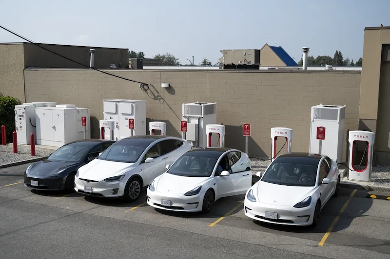 Tesla Raises Prices in Canada, Urges Customers to Buy Pre-Tariff Vehicles