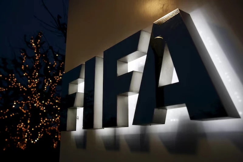 FIFA sankcjonuje dwa kluby za manipulację meczami, zmniejsza je do trzeciego poziomu