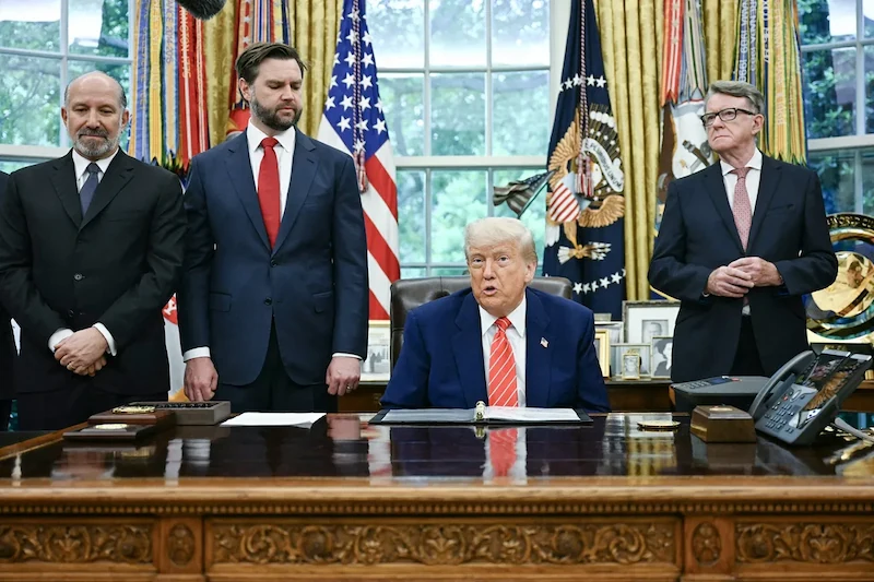 Trump elogia il progetto commerciale del Regno Unito come un passo inaugurale nell'agenda degli accordi tariffari